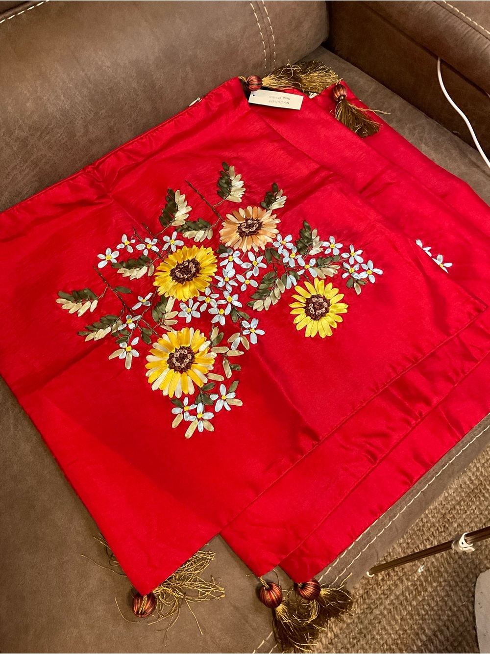 Red with Flower Detail Shams and Tissue Box Cover - Picture 12 of 16